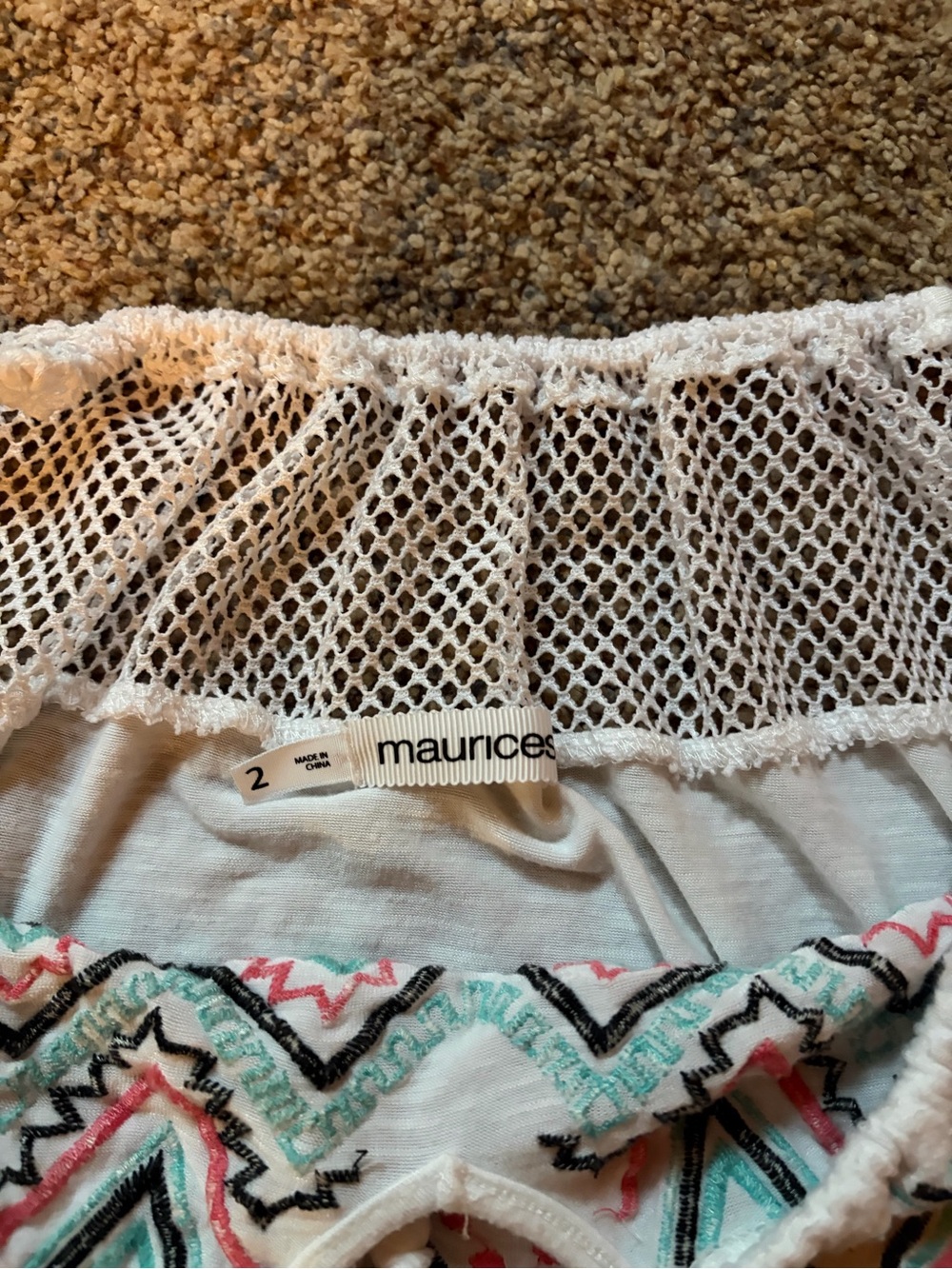 Maurices Plus Size Women’s Tops Bundle | XXL, 2X, Size 2 | 7 Pieces - Picture 4 of 15